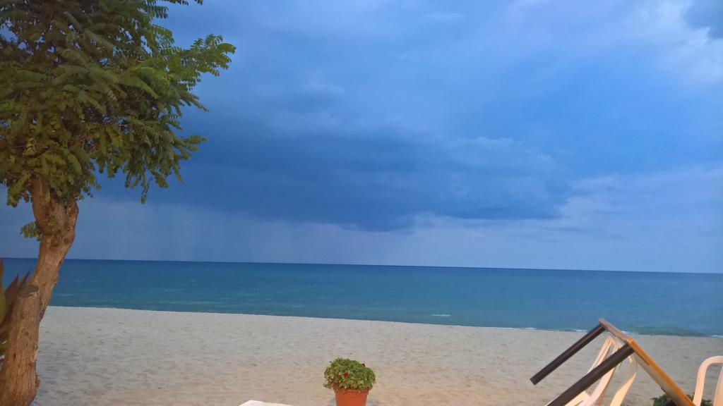 Il Gabbiano Ξενοδοχείο Stalettì Εξωτερικό φωτογραφία