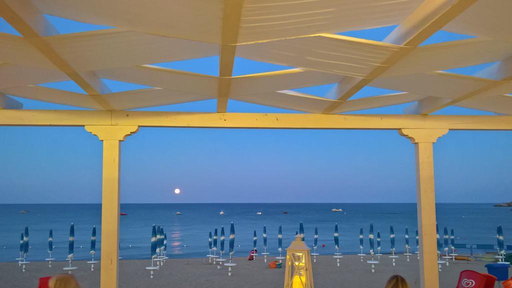Il Gabbiano Ξενοδοχείο Stalettì Εξωτερικό φωτογραφία