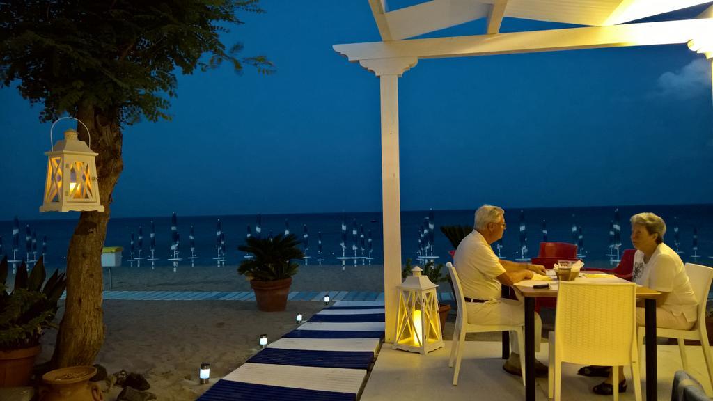Il Gabbiano Ξενοδοχείο Stalettì Εξωτερικό φωτογραφία