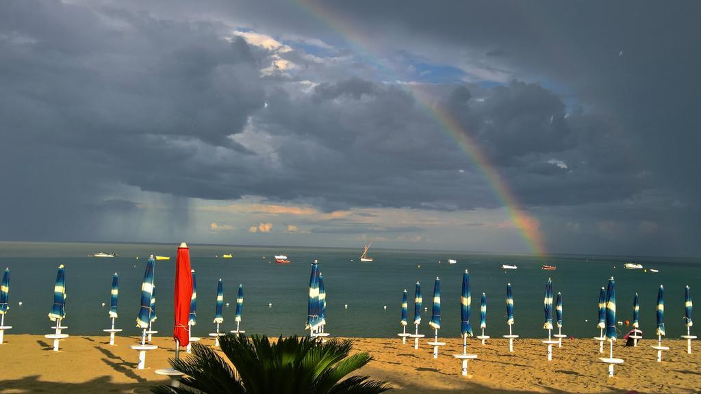 Il Gabbiano Ξενοδοχείο Stalettì Εξωτερικό φωτογραφία
