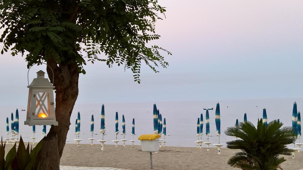 Il Gabbiano Ξενοδοχείο Stalettì Εξωτερικό φωτογραφία