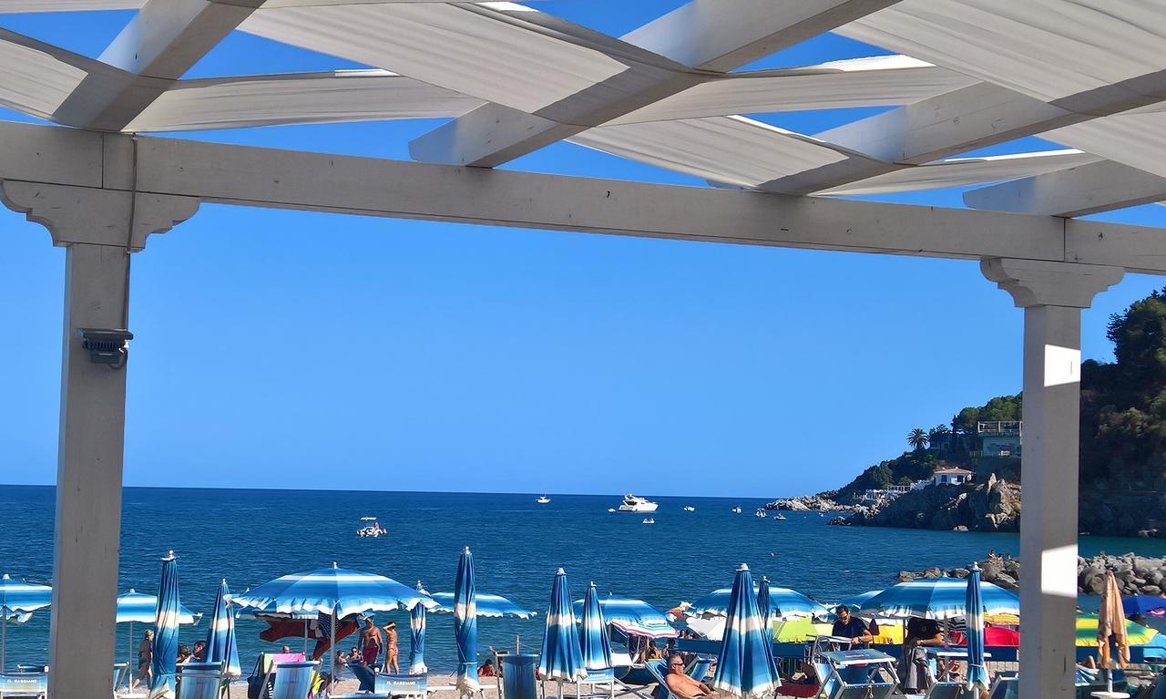 Il Gabbiano Ξενοδοχείο Stalettì Εξωτερικό φωτογραφία
