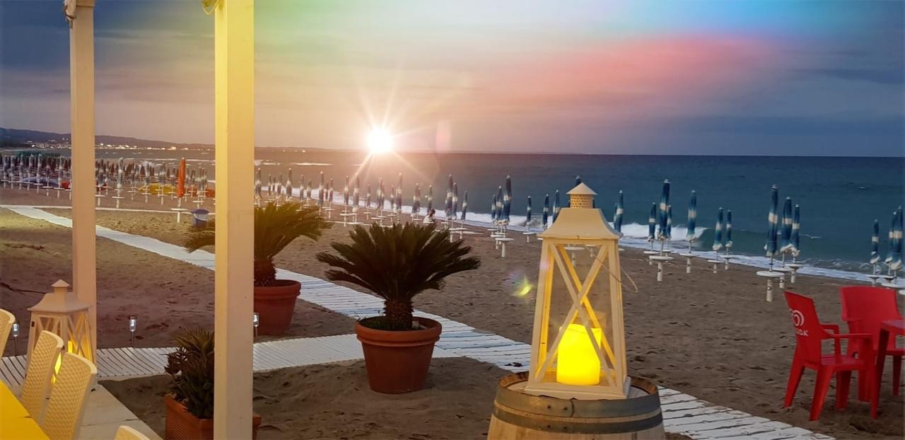Il Gabbiano Ξενοδοχείο Stalettì Εξωτερικό φωτογραφία
